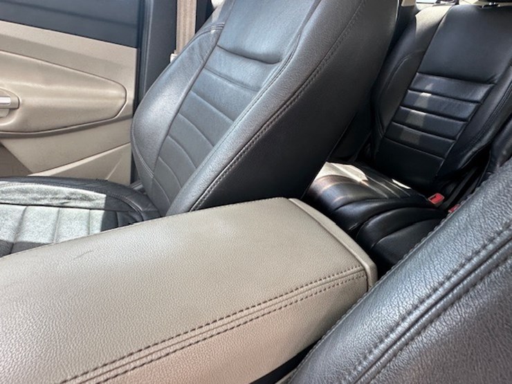 2017-ford-escape-image-37