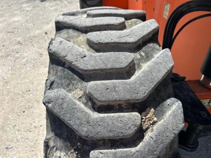 2013-jlg-660sj-image-33
