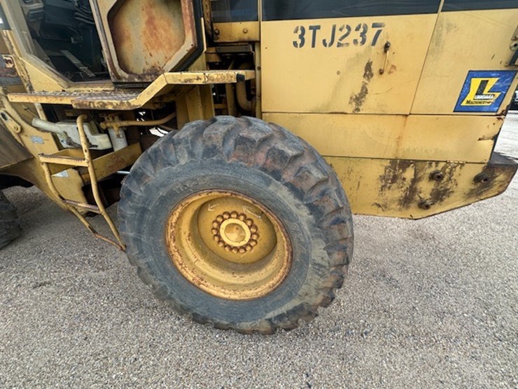 caterpillar-918f-image-10
