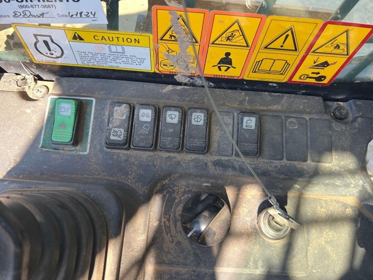2018-takeuchi-tl10v2-image-28