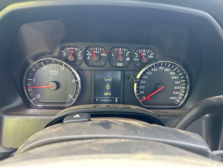 2019-chevrolet-silverado-3500hd-image-12