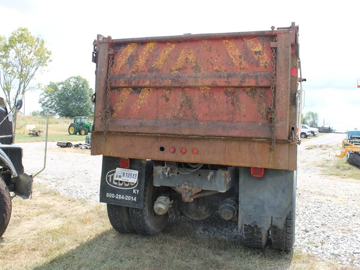 1991-ford-l9000-image-7