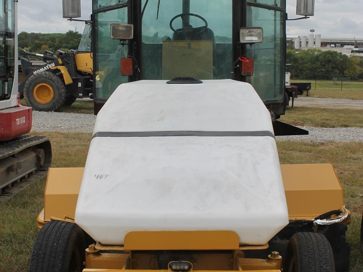 self-propelled-sweeper-3543-image-2