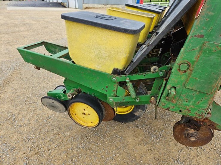 john-deere-7000-image-26