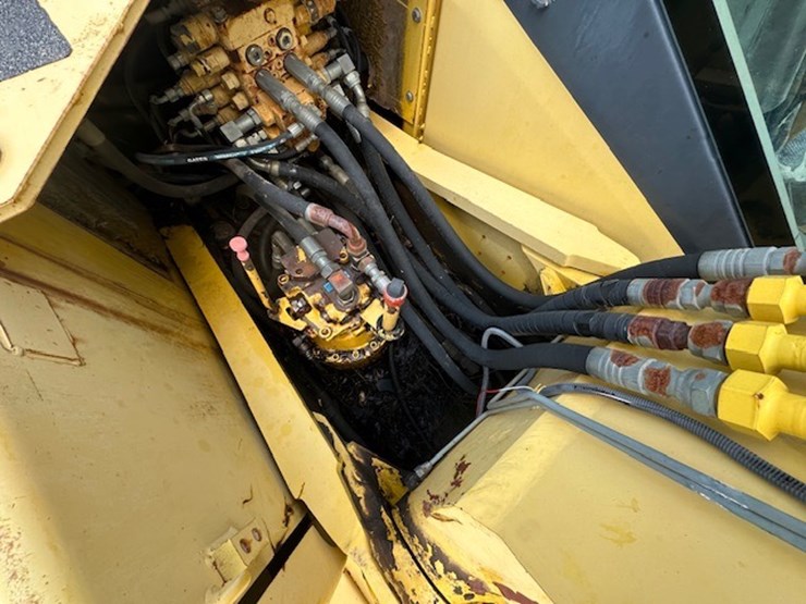 komatsu-pc160-lc-7ka-image-51