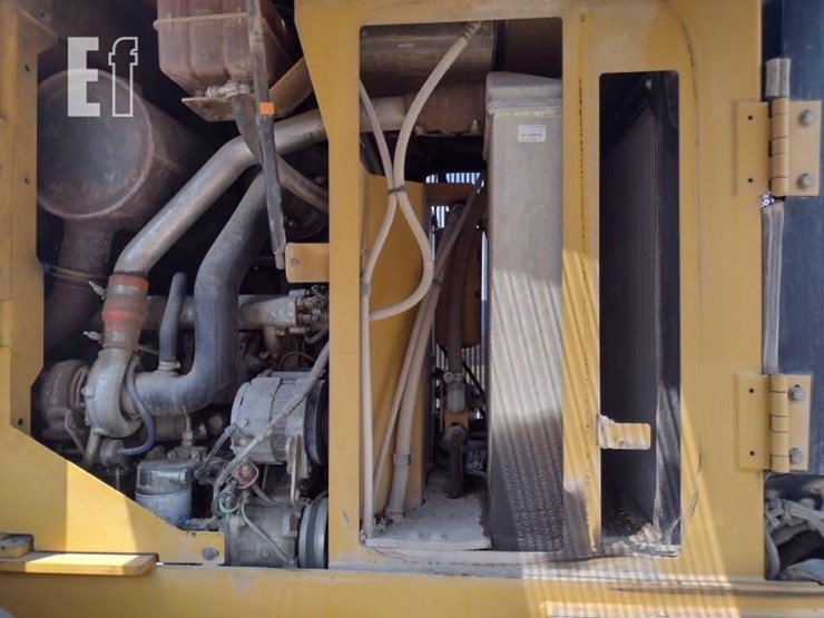 caterpillar-930g-image-25