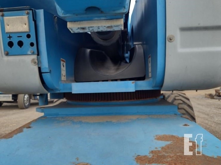 2012-genie-s125-image-18