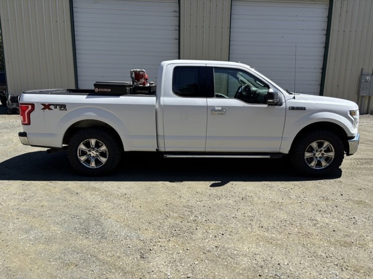 2016-ford-f150-xlt-image-6