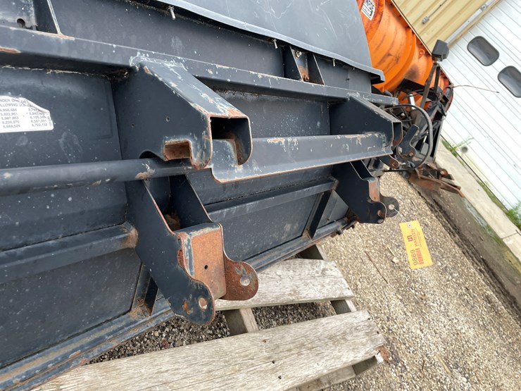 #9869-•-exmark-uvd60-bagger-image-4