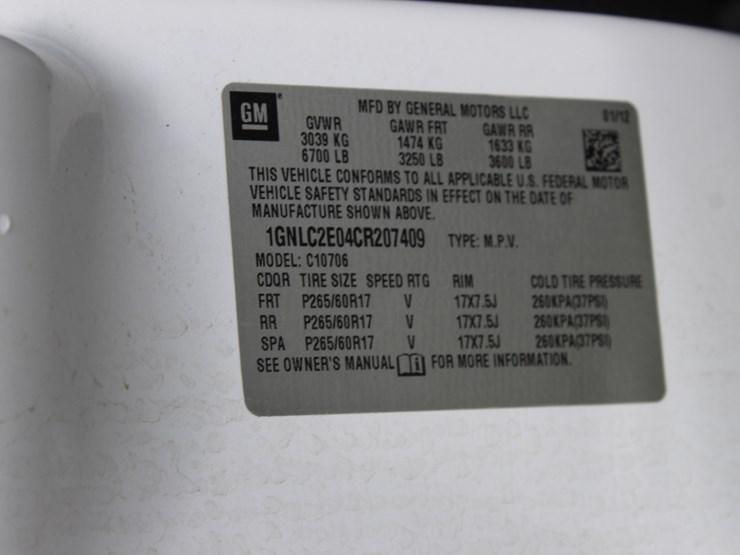 2012-chevrolet-tahoe-image-11