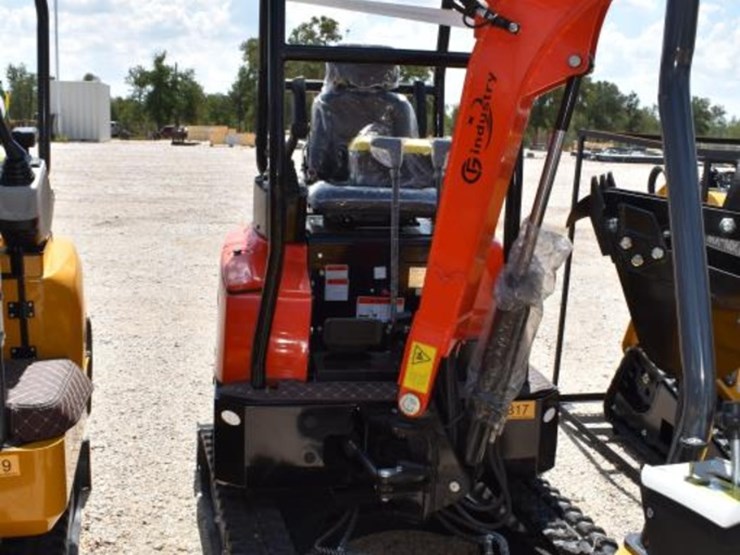 nt18k-mini-excavator-(kubota-diesel-engine)-(serial-#-nt18k2025j0626012)-(k-image-2