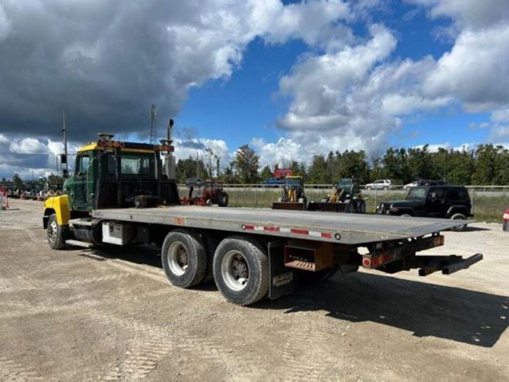 1999-mack-ch613-image-5