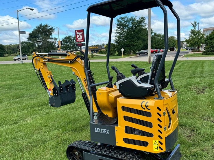 2025-cfg-industrial-mx12rx-mini-excavator-...-unused-image-1