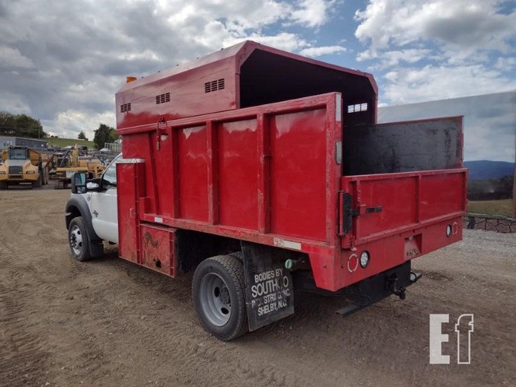 2012-ford-f550-image-28