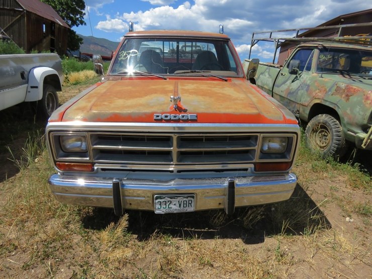 1986-dodge-ram-350-image-13
