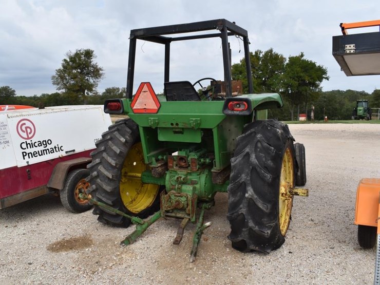john-deere-4430-image-3