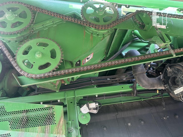 2015-john-deere-s680-image-26