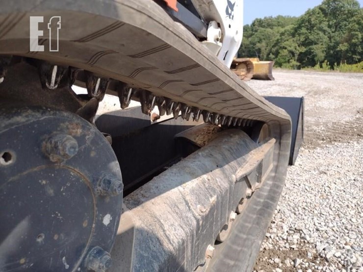 2016-bobcat-t770-image-33