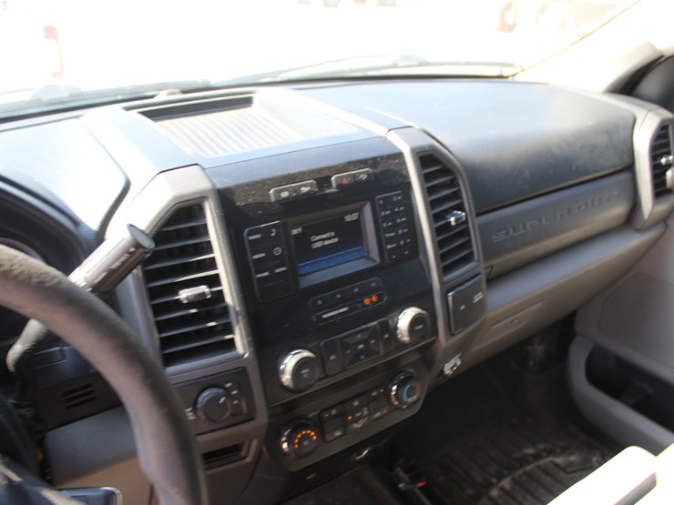 2019-ford-f250-image-10