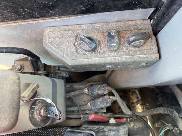 2016-caterpillar-308e2-cr-image-34