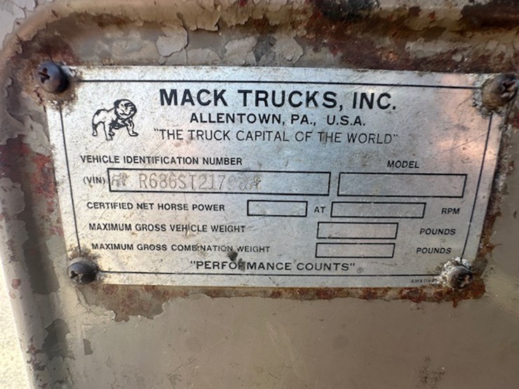 1978-mack-r686-image-41