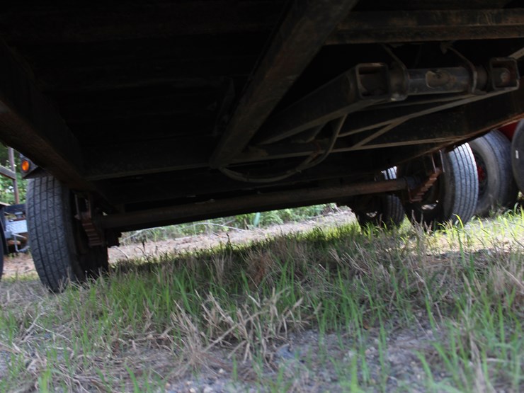 2017-gooseneck-load-trail-image-7
