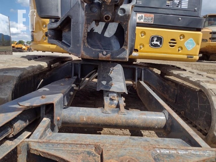 2017-deere-50g-image-21