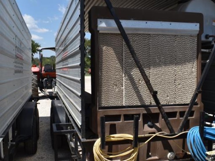 2012-16'-cooling-trailer-w/-generator,-port-a-cool-and-freezer-(vin-#-5vnbu-image-1