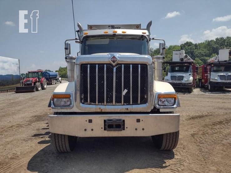 2018-international-hx520-image-2