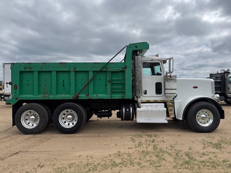 2013-peterbilt-388-image-5