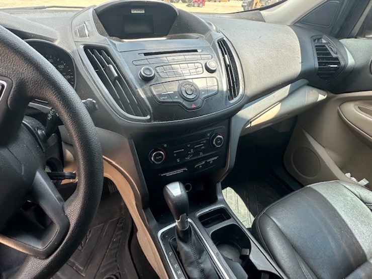 2017-ford-escape-image-42