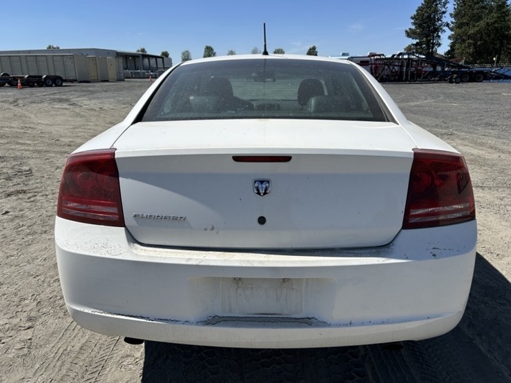 2008-dodge-charger-sedan-image-4
