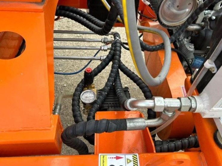 2024-1.5-cubic-meter-tow-behind-tri/a-concrete-fil-image-23