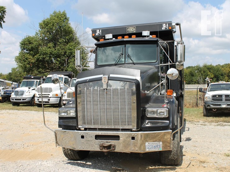 kenworth-t800-image-1