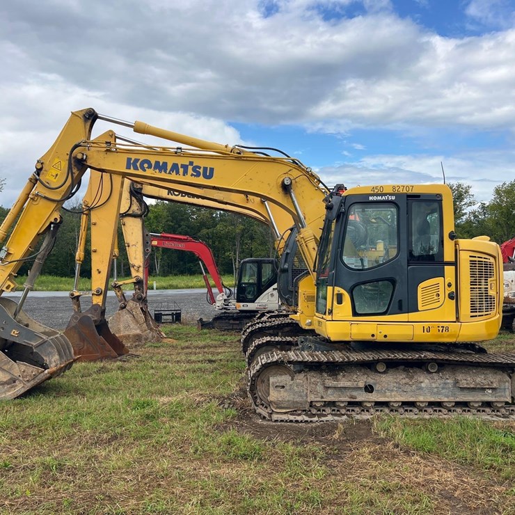 2017 KOMATSU PC138