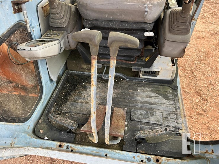 hitachi-ex310h-3c-image-21