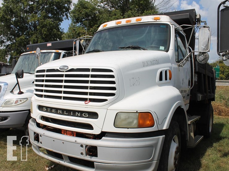 2005-2005-sterling-dump-truck-3545-image-3