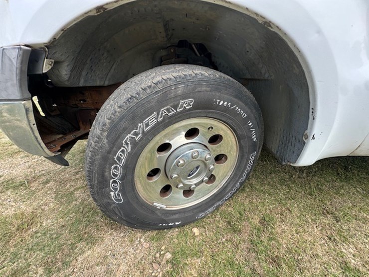 2005-ford-f250-image-15