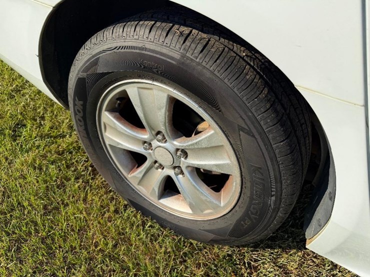 2012-chevrolet-impala-**salvage-title,-actual-image-23