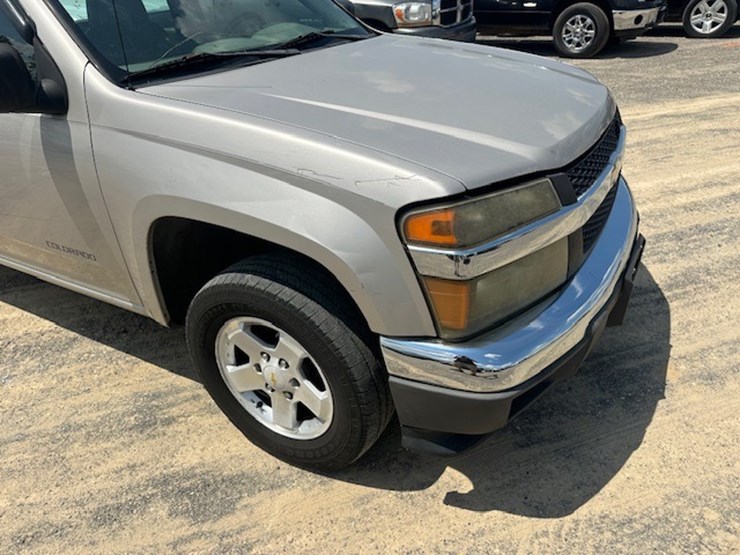2005-chevrolet-colorado-image-16
