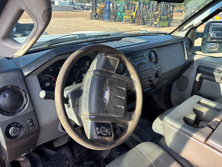 2012-ford-f250-image-8