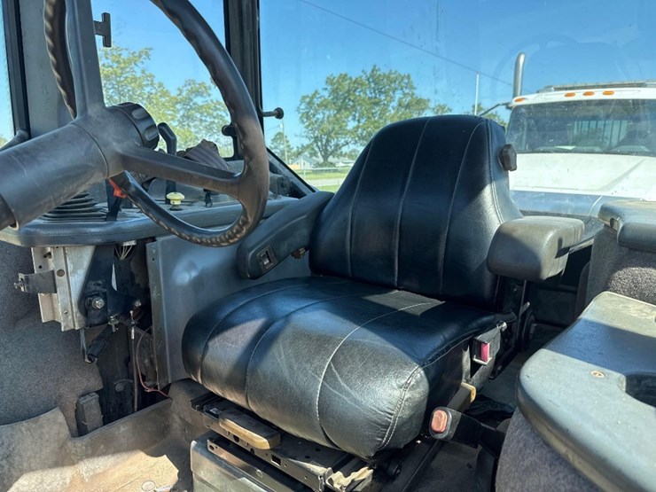 ford-8770-image-17