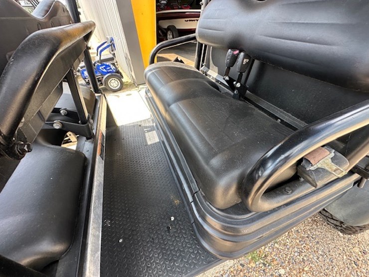 #66-•-club-car-carryall-1700-image-17