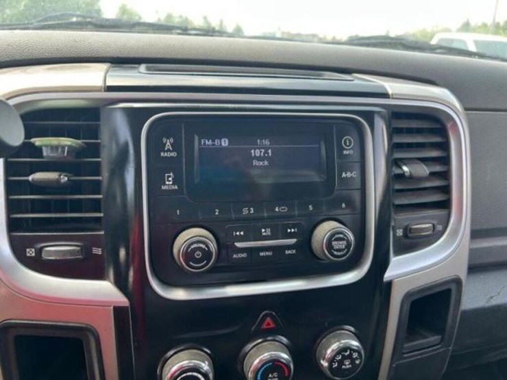 2015-dodge-ram-5500hd-image-77
