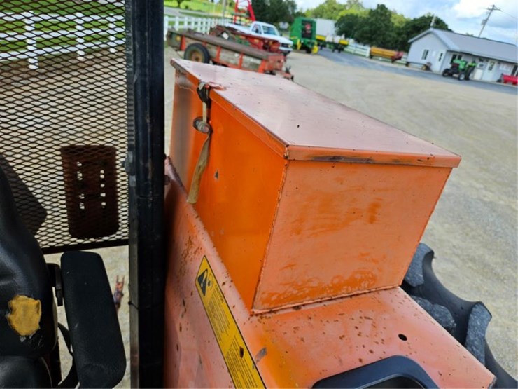 massey-ferguson-383-image-21