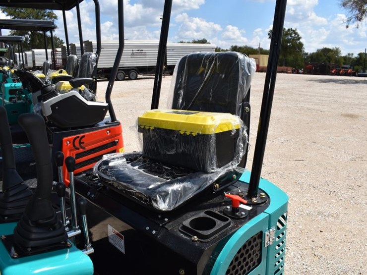 qh12r-mini-excavator-(serial-#-qh12r202507010524)-(k)-image-7