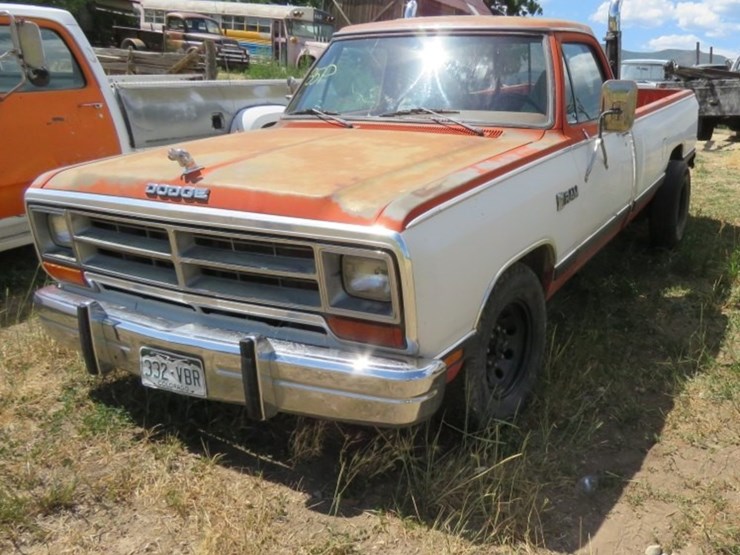 1986-dodge-ram-350-image-12