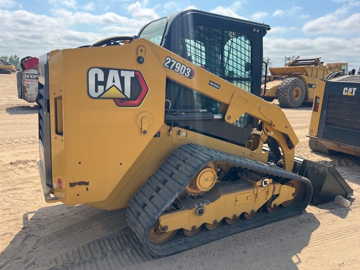 2020-caterpillar-279d3-image-4
