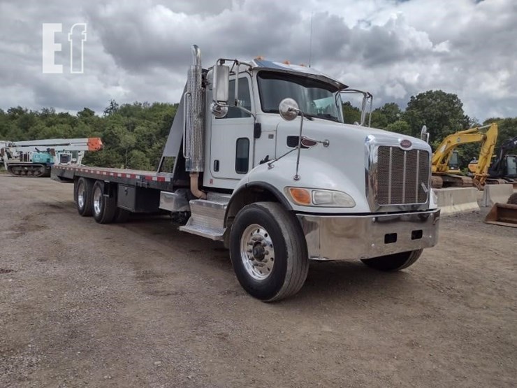 2016-peterbilt-348-image-55