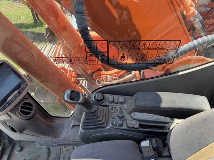 doosan-dx225-lc-3-image-28